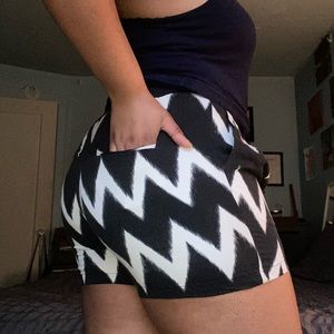 H&M Black & White Boho Patterned Shorts